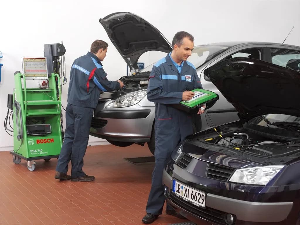 Metode simple de a scăpa de virușii din mașină